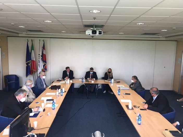 Accordo tra cooperative e sindacati per &quot;rigenerare&quot; le piccole e medie imprese