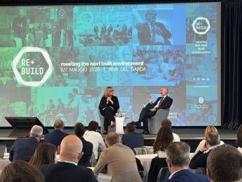 Edilizia, Micelli: "A Rebuild Manifesto utile anche per la PA" Edilizia, Micelli: "A Rebuild Manifesto utile anche per la PA"