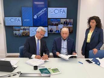 Lavoro, Cifa e Confsal firmano il Ccnl intersettoriale