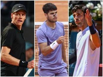 I sorrisi di Sinner, la rabbia di Alcaraz e gli sfoghi di Musetti: gli Internazionali visti dai raccattapalle I sorrisi di Sinner, la rabbia di Alcaraz e gli sfoghi di Musetti: gli Internazionali visti dai raccattapalle