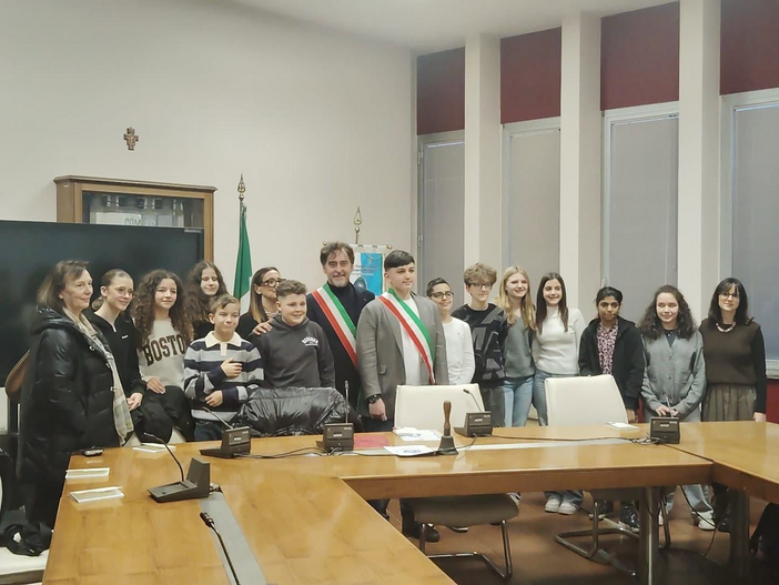 Bellinzago Novarese, il Consiglio comunale dei Ragazzi entra nel Registro della Regione