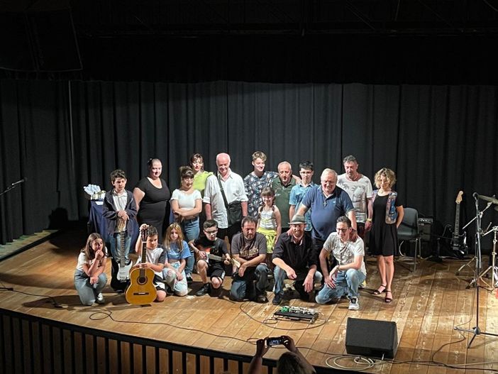A Cerano premiate le associazioni di volontariato A Cerano premiate le associazioni di volontariato