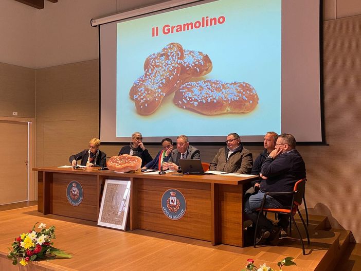 Galliate presenta il primo prodotto De.Co: il famoso dolcetto gramolino