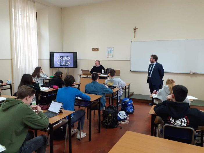 Incontro al Liceo scientifico salesiano San Lorenzo di Novara sul tema della Campagna di Russia Incontro al Liceo scientifico salesiano San Lorenzo di Novara sul tema della Campagna di Russia