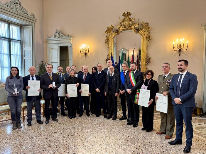 Onorificenze Omri: la Provincia celebra i cittadini meritevoli in Prefettura