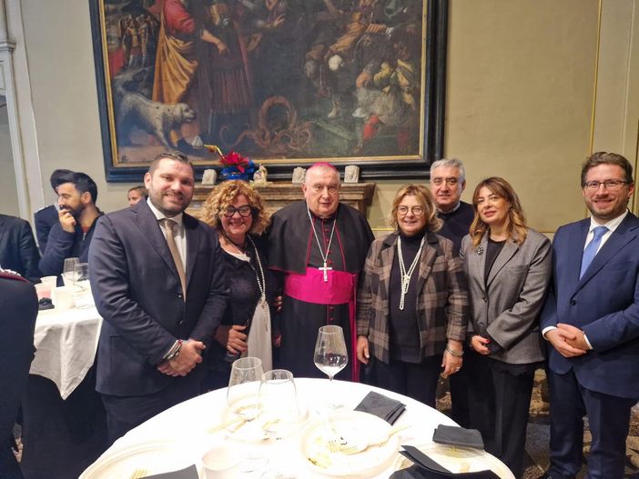 Scambio di auguri tra autorità civili e militari a Novara