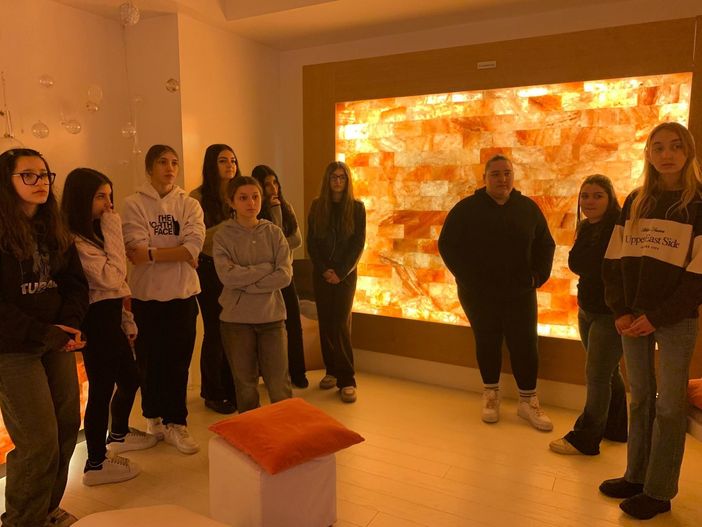 Enaip Borgomanero, le allieve del corso estetico in visita al Centro Benessere Gigì Enaip Borgomanero, le allieve del corso estetico in visita al Centro Benessere Gigì