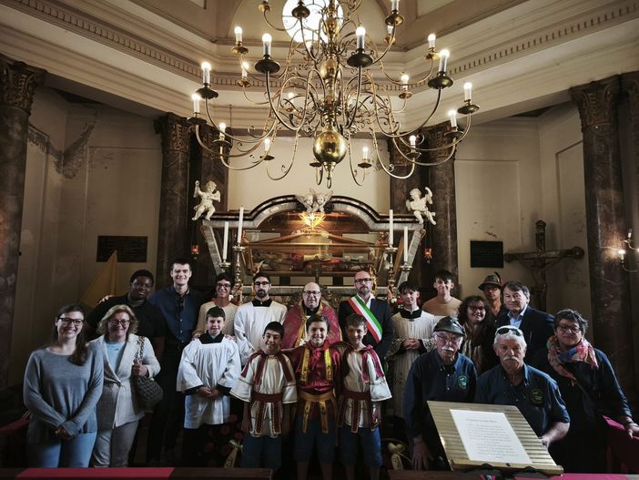 Carpignano, la processione per Sant’Olivo si è svolta tra partecipazione e tradizione Carpignano, la processione per Sant’Olivo si è svolta tra partecipazione e tradizione