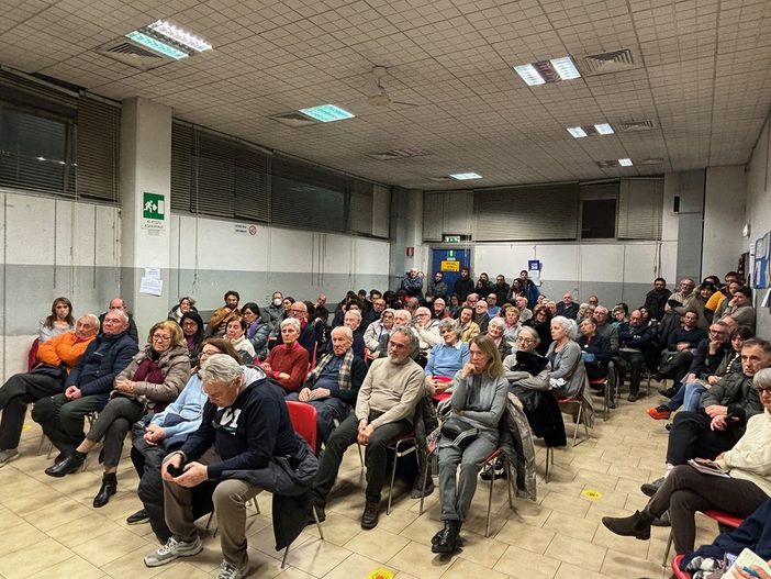 Area verde di via Fara: se ne parla in Consiglio e in una assemblea convocata dall’assessore allo sport Area verde di via Fara: se ne parla in Consiglio e in una assemblea convocata dall’assessore allo sport