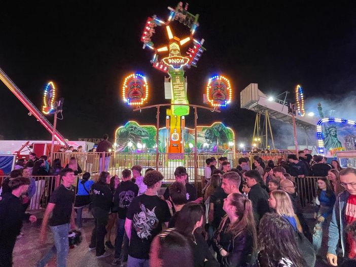 Torna ad Arona il luna park del Tredicino Torna ad Arona il luna park del Tredicino