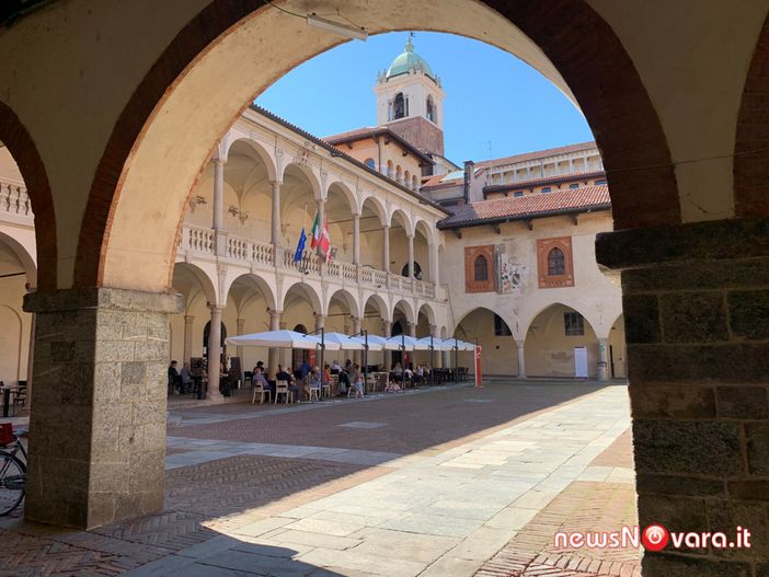 I sindaci del Piemonte eleggono il nuovo presidente ANCI a Novara