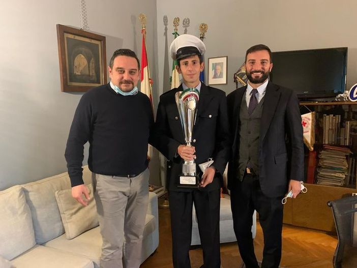 L’agente della Polizia Locale Rudy Albano correrà agli europei di Corsa Campestre L’agente della Polizia Locale Rudy Albano correrà agli europei di Corsa Campestre