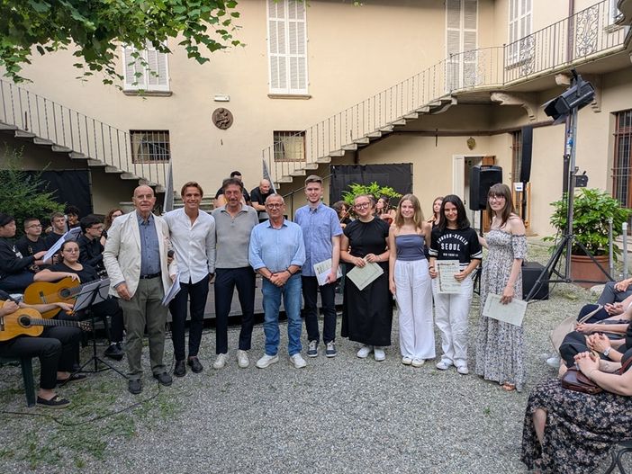 Premio di poesia “Città di Borgomanero, Achille Marazza”: vincono Carracchia e Grando