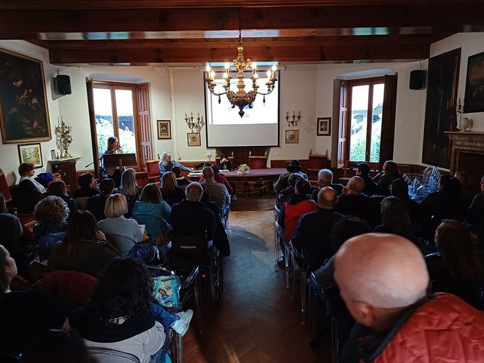 La sclerosi multipla: dalla diagnosi alla presa in carico. L’Asl Novara è sempre in prima linea La sclerosi multipla: dalla diagnosi alla presa in carico. L’Asl Novara è sempre in prima linea