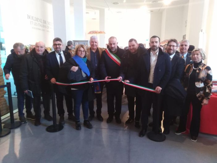 Consiglieri Vicenzi e Crivelli alla cerimonia di inaugurazione della mostra &quot;Conoscere per Ricordare&quot;