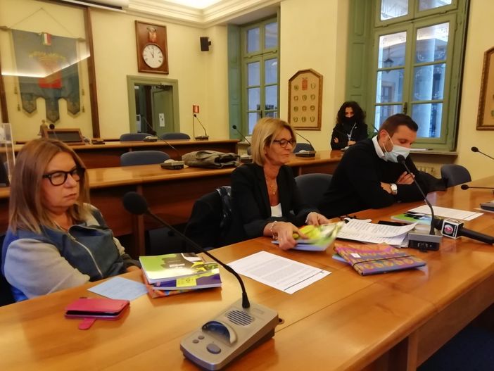 “Dante da paura”: si conclude l’omaggio culturale a dante e alla “Divina Commedia” “Dante da paura”: si conclude l’omaggio culturale a dante e alla “Divina Commedia”