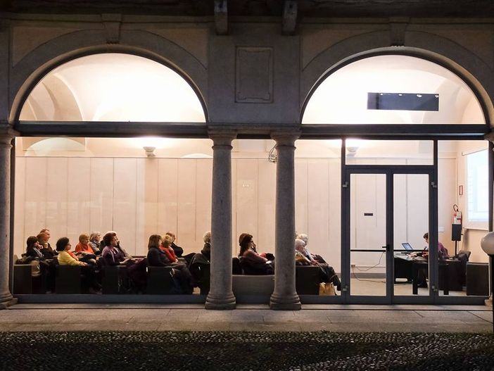 Giovedì 10 dicembre due eventi on line dalla biblioteca: ricordi di Natali in poesia e racconti di coraggio Giovedì 10 dicembre due eventi on line dalla biblioteca: ricordi di Natali in poesia e racconti di coraggio