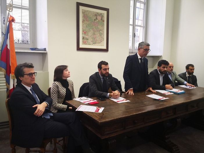 Azzardo in Piemonte, Pd: "La Lega vuole abolire l'obbligo di distanza da scuole e banche: impatto disastroso, nuova impennata di giocatori"