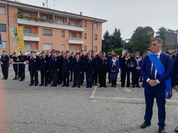 Intitolata una piazza di Sozzago ai 'Carabineri d'Italia' Intitolata una piazza di Sozzago ai 'Carabineri d'Italia'