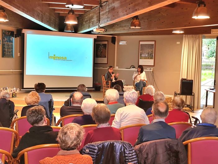 Successo per “Nonni in fiore”: la Fondazione opera Pia Curti celebra 230 anni Successo per “Nonni in fiore”: la Fondazione opera Pia Curti celebra 230 anni