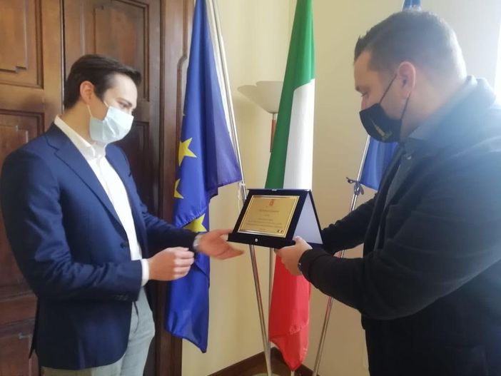 Antonio Colasanto nominato Ambasciatore della Novaresità per la sua promozione dei prodotti del territorio