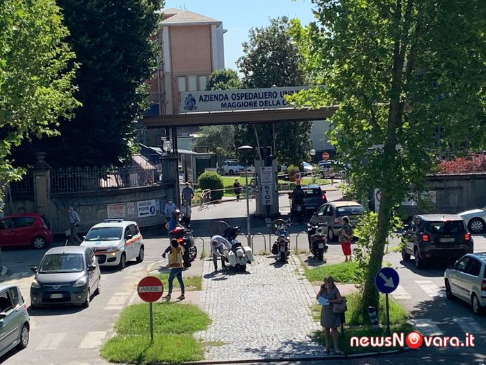 Rimosso dalla Protezione Civile il tendone del triage all’Ospedale Maggiore