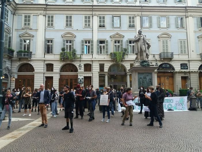 Domani incontro in Regione con i lavoratori dello spettacolo "Chiediamo contributo individuale a erogazione diretta" Domani incontro in Regione con i lavoratori dello spettacolo "Chiediamo contributo individuale a erogazione diretta"
