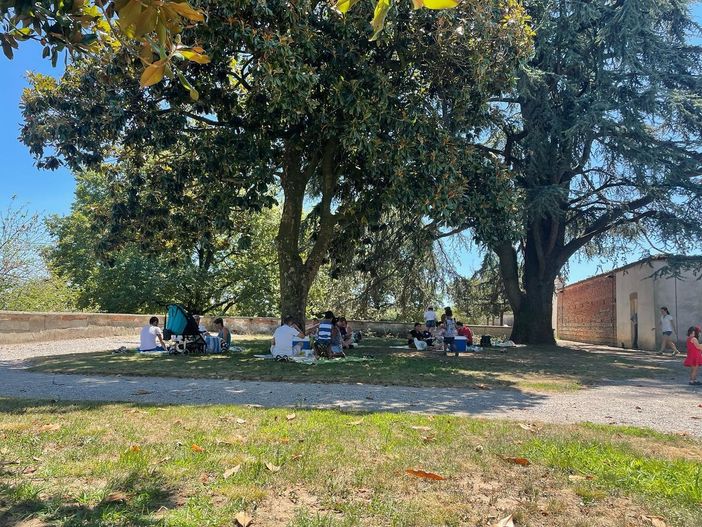 Cameri, successo per il pic nic delle Pro Loco Cameri, successo per il pic nic delle Pro Loco