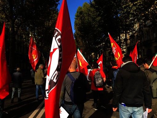 Giovedì si ferma la macchina fiscale in Piemonte: in piazza i lavoratori delle Agenzie Entrate, Dogane e Monopoli Giovedì si ferma la macchina fiscale in Piemonte: in piazza i lavoratori delle Agenzie Entrate, Dogane e Monopoli