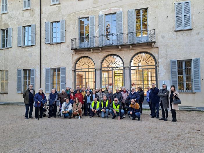 Visite a Villa Cicogna e alla biblioteca Visite a Villa Cicogna e alla biblioteca