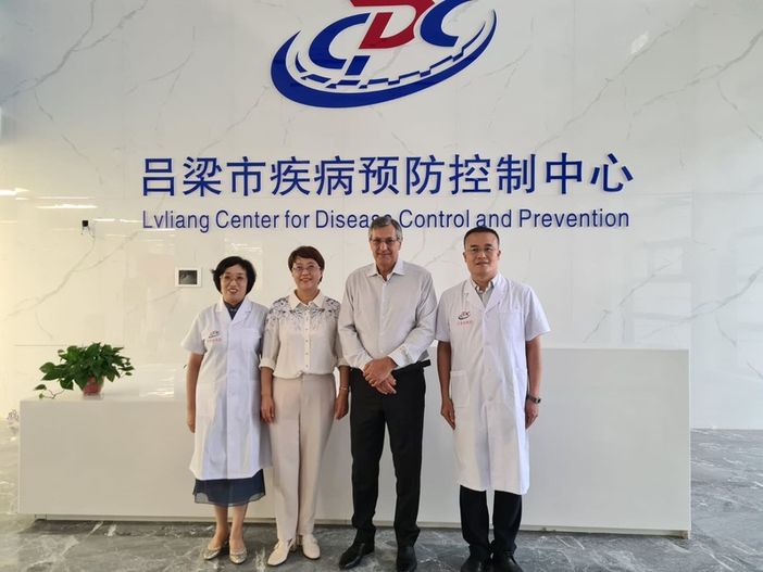 L'assessore Icardi in visita in Cina all'ospedale di lvliang L'assessore Icardi in visita in Cina all'ospedale di lvliang
