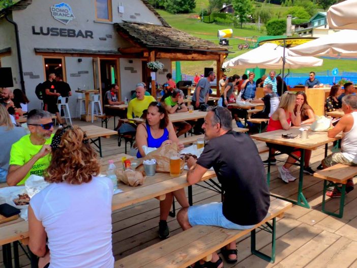 A Domobianca365 ancora tanta musica, sport e gastronomia A Domobianca365 ancora tanta musica, sport e gastronomia