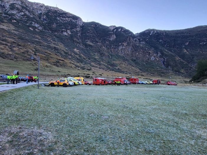 Formazza, ancora scariche che rendono pericoloso l'intervento per le ricerche FOTO Formazza, ancora scariche che rendono pericoloso l'intervento per le ricerche FOTO