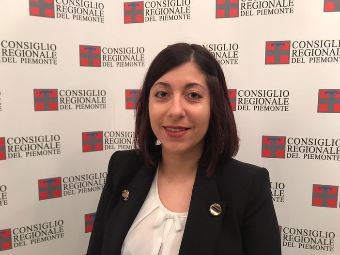 Il M5S attacca la Giunta Cirio: "Vuole fare della nostra Regione un ufficio di collocamento" Il M5S attacca la Giunta Cirio: "Vuole fare della nostra Regione un ufficio di collocamento"