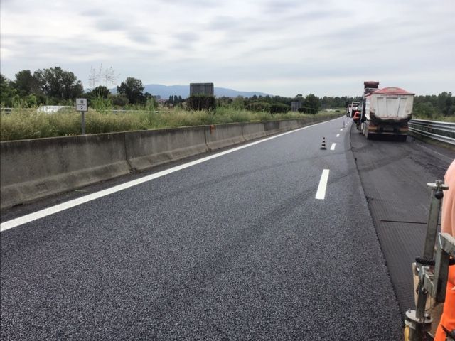 A26, chiusi per cinque giorni gli svincoli di Meina A26, chiusi per cinque giorni gli svincoli di Meina
