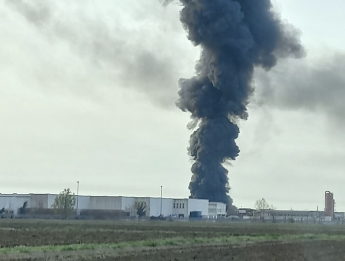 L'assessore Lanzo sull'incendio alla Kemi: &quot;Tenete chiuse le finestre&quot;