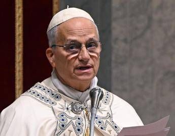 Trump contro il Papa, la solidarietà della politica al Pontefice: "Fuori luogo e disgustoso" Trump contro il Papa, la solidarietà della politica al Pontefice: "Fuori luogo e disgustoso"
