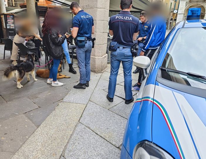 Continuano i controlli a Novara con il reparto prevenzione crimine Continuano i controlli a Novara con il reparto prevenzione crimine