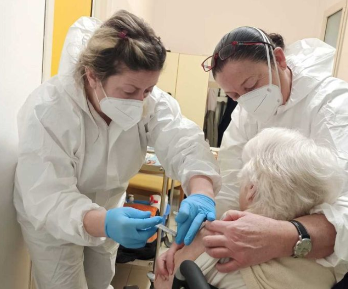 I dati delle vaccinazioni di martedì in Regione