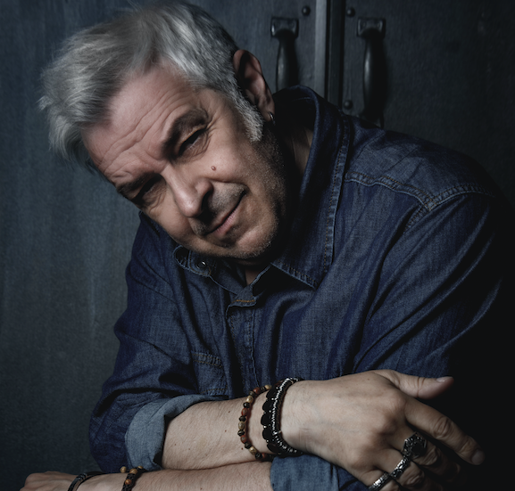 Tutto pronto a Baveno per Davide Van De Sfroos e il primo Lago Maggiore Folkfest Tutto pronto a Baveno per Davide Van De Sfroos e il primo Lago Maggiore Folkfest