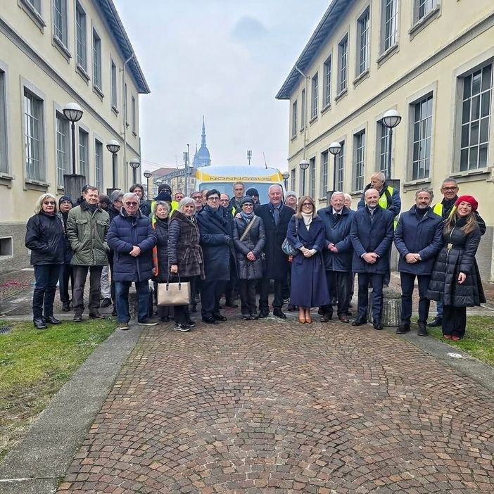 Un nuovo “nonno-bus” per la Casa di Giorno Don Aldo Mercoli