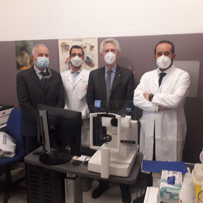 Fondazione BpN dona nuova attrezzatura d’eccellenza all’oculistica del Maggiore