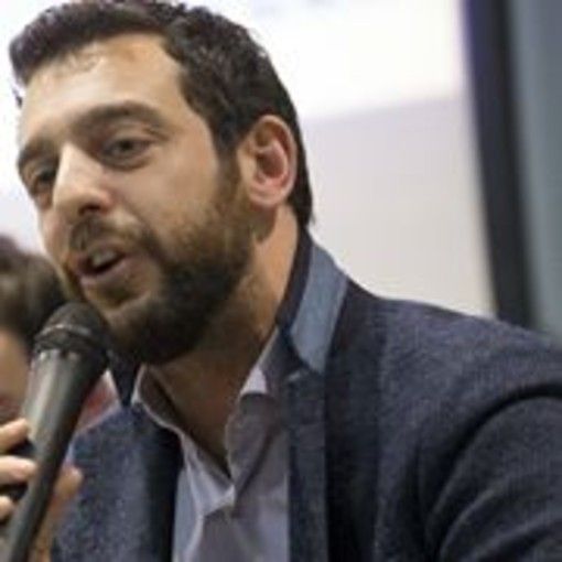 Sarno (Pd): "Gli operatori sanitari devono essere lavoratori, non martiri" Sarno (Pd): "Gli operatori sanitari devono essere lavoratori, non martiri"