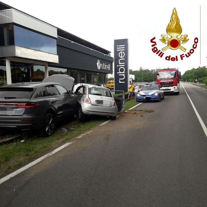 Incidente tra 2 auto a Fontaneto d’Agogna