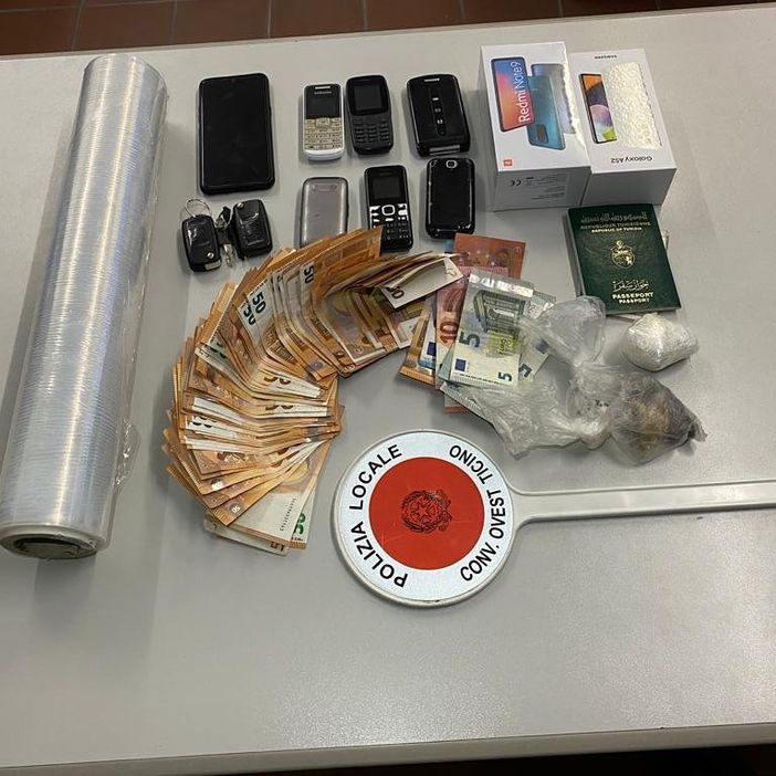 Arrestato uno spacciatore dal Nucleo Cinofili della Polizia Locale trecatese Arrestato uno spacciatore dal Nucleo Cinofili della Polizia Locale trecatese