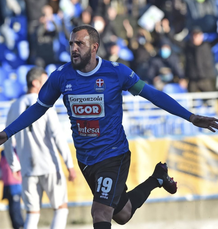 Il Novara batte 4 a 0 il Saluzzo e mantiene la testa della classifica