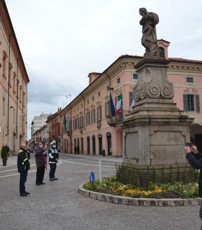 Borgomanero, fervono i preparativi per la Festa Patronale di San Bartolomeo Borgomanero, fervono i preparativi per la Festa Patronale di San Bartolomeo