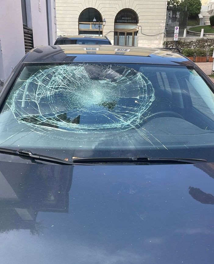 Arona, inflessibilità contro i vandali Arona, inflessibilità contro i vandali