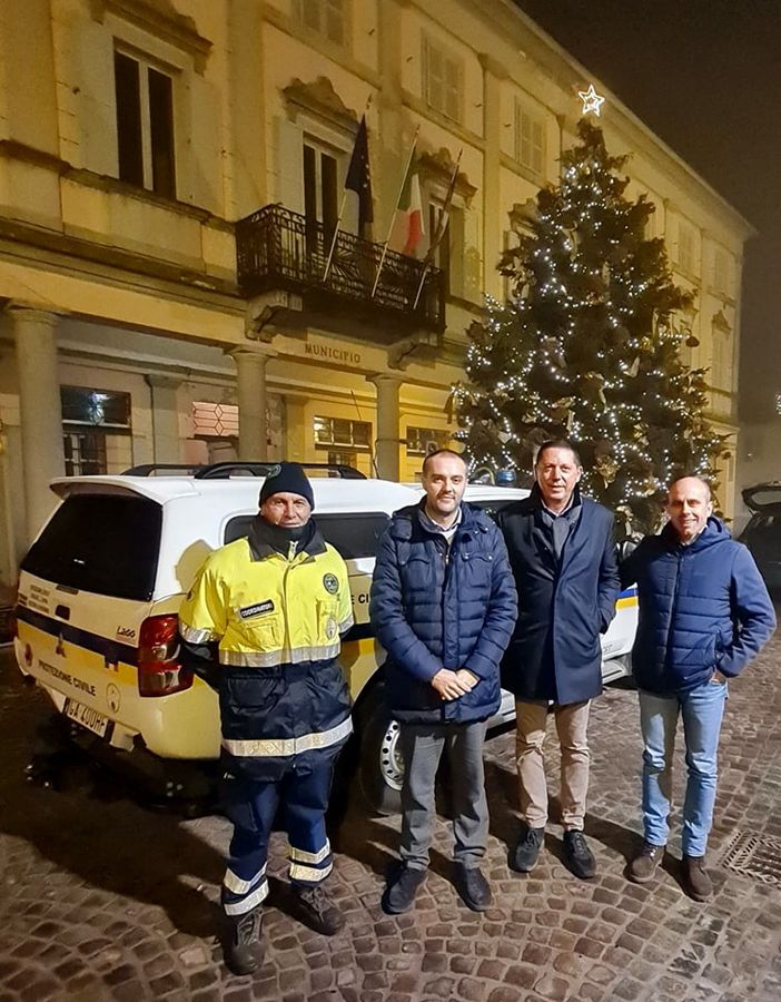 A Nibbiola inaugurato l’albero di Natale