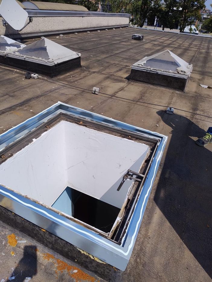 Manutenzione straordinaria sui Cupolotti dell'IIS Pascal di Romentino